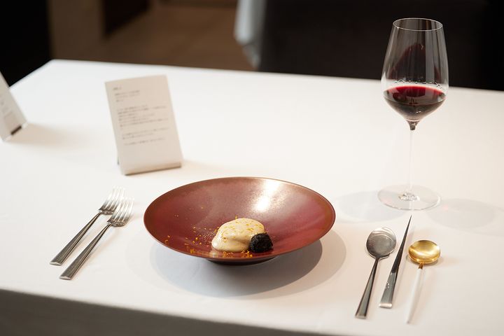 「真鴨のバロティーヌ（包み焼き）」「フォアグラのムースとオレンジ」「黒トリュフ」