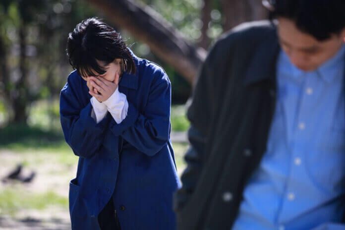 ズルズル不倫が辞めれずに人生真っ暗… 婚外恋愛カップルの気になる末路