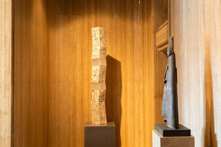 京都・祇園の喧騒を忘れる「何必館・京都現代美術館」で、企画展と向き合うアート時間