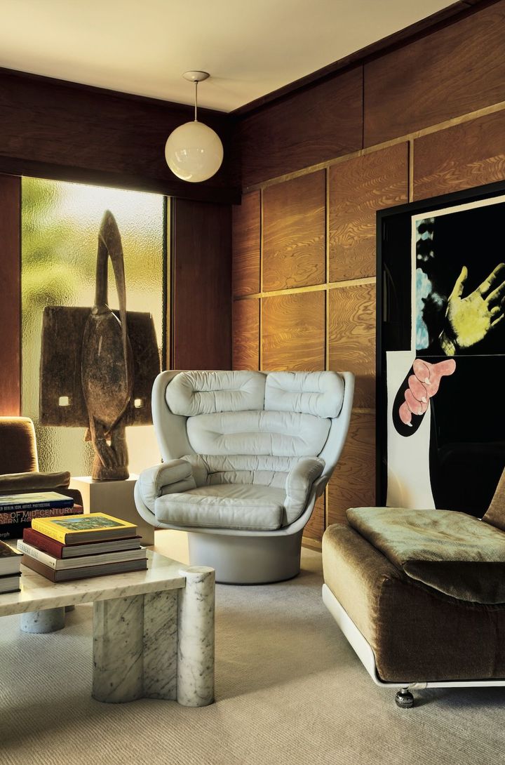 Photo_ SAM FROST. ART: © ESTATE OF JOHN BALDESSARI; JOHN BALDESSARI FAMILY FOUNDATION: SPRÜTH MAGERS.