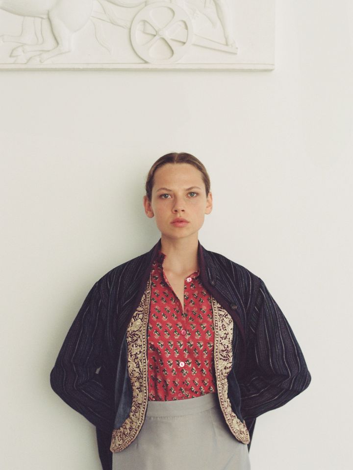 ラ バガテル 2025年春夏コレクションより。