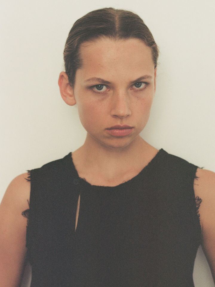 ラ バガテル 2025年春夏コレクションより。