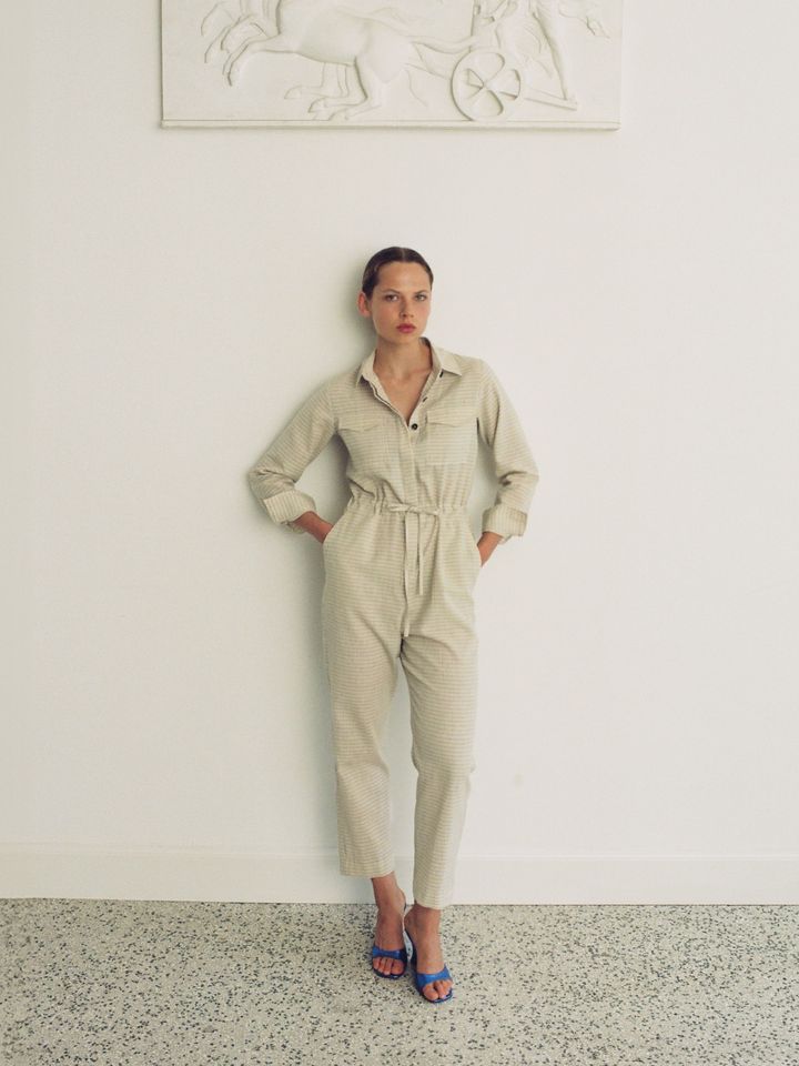 ラ バガテル 2025年春夏コレクションより。