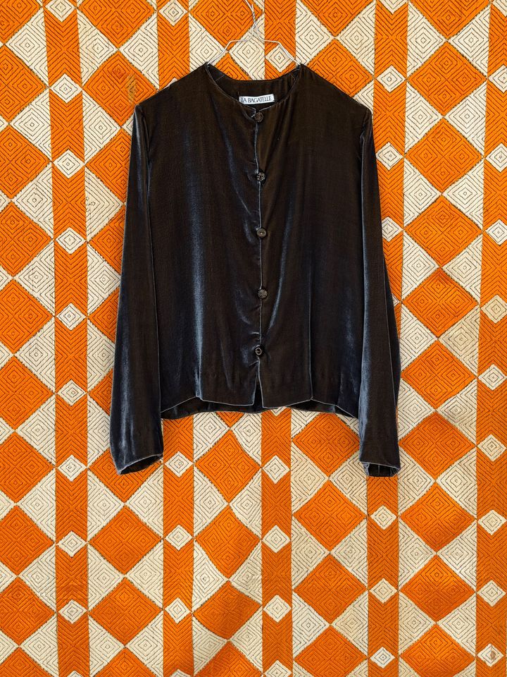 ラ バガテル 2025年春夏コレクションより。