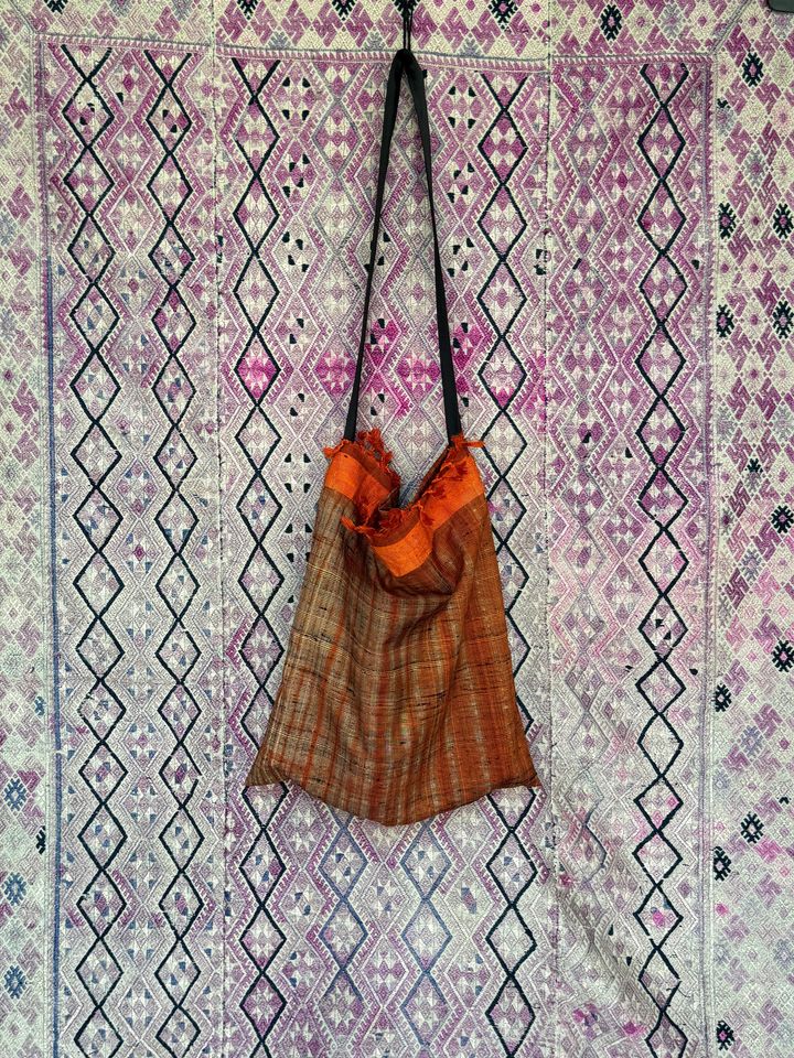 ラ バガテル 2025年春夏コレクションより。