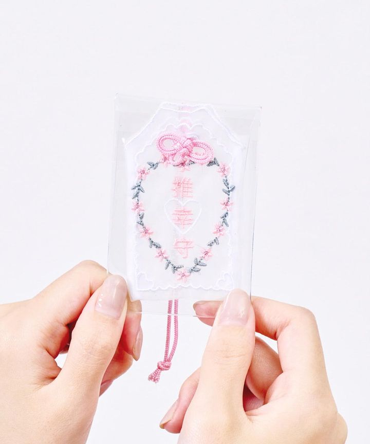 画像1: 出典：3COINS