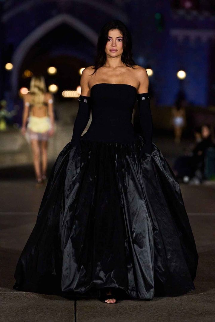 画像: クロージングを務めたのはカイリージェンナー