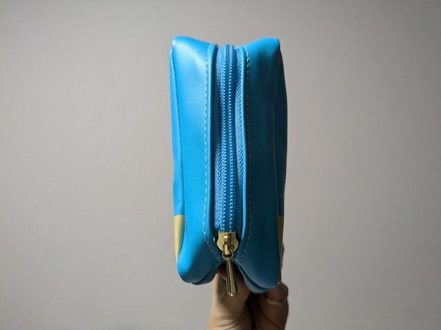 アイシナモロール仕分け上手なポーチサイド部分