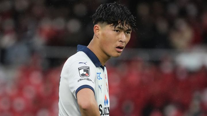 規律違反で退団の20歳日本人逸材、ブラジルでFKゴール！「フリーキックがこう見えて得意」と豪語