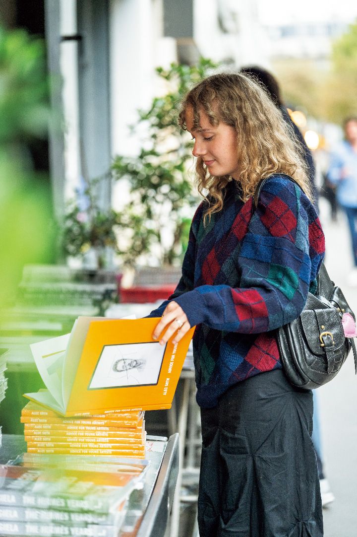 「結婚を機に移住しました」…あなたがパリに来た理由を教えて！女性6人Q&A