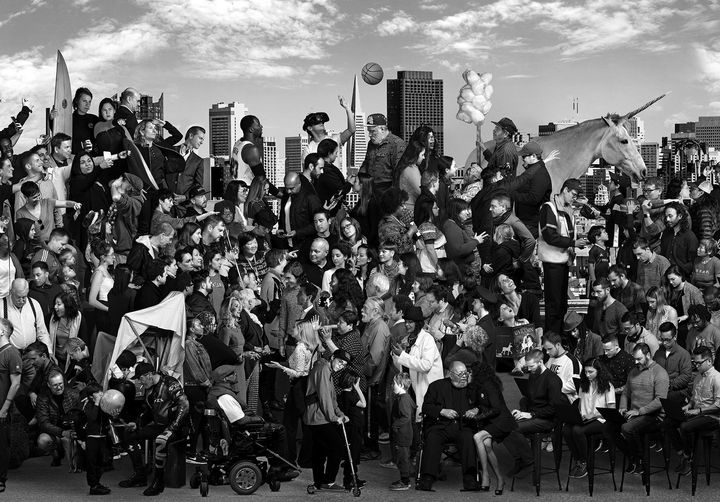 「JR 京都クロニクル 2024」 会場_ 京都駅ビル北側通路壁面、 京都新聞ビル地下1階（印刷工場跡） Photo: The Chronicles of San Francisco, Lightbox, USA, 2018 © JR