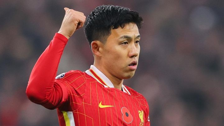 31歳の日本代表主将、世界的強豪チームで冷遇…監督が説明「日本代表ではプレーしているし…」