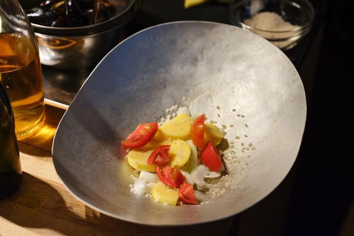 具材を耐熱皿にのせる