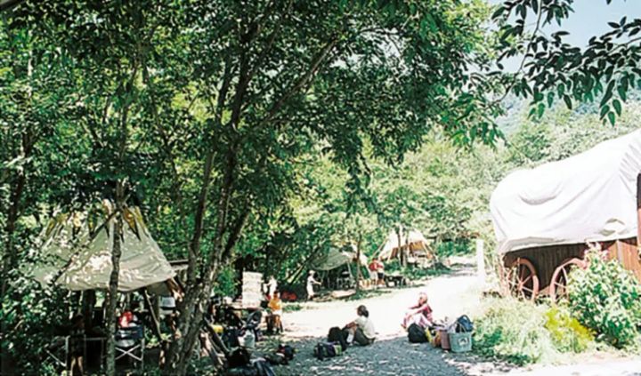 天然温泉に入れる！冬キャンプに絶対に行きたいキャンプ場9選【山梨県】