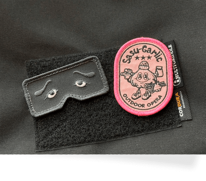 JHQの鉄板マルチケースのベルクロにワッペンを貼り付けたところ