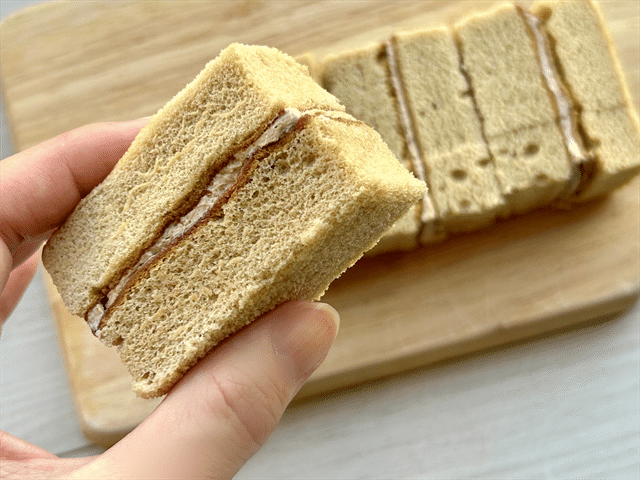 ７Ｐ サンドケーキ キリマンジャロコーヒー（セブン-イレブン）手持ち