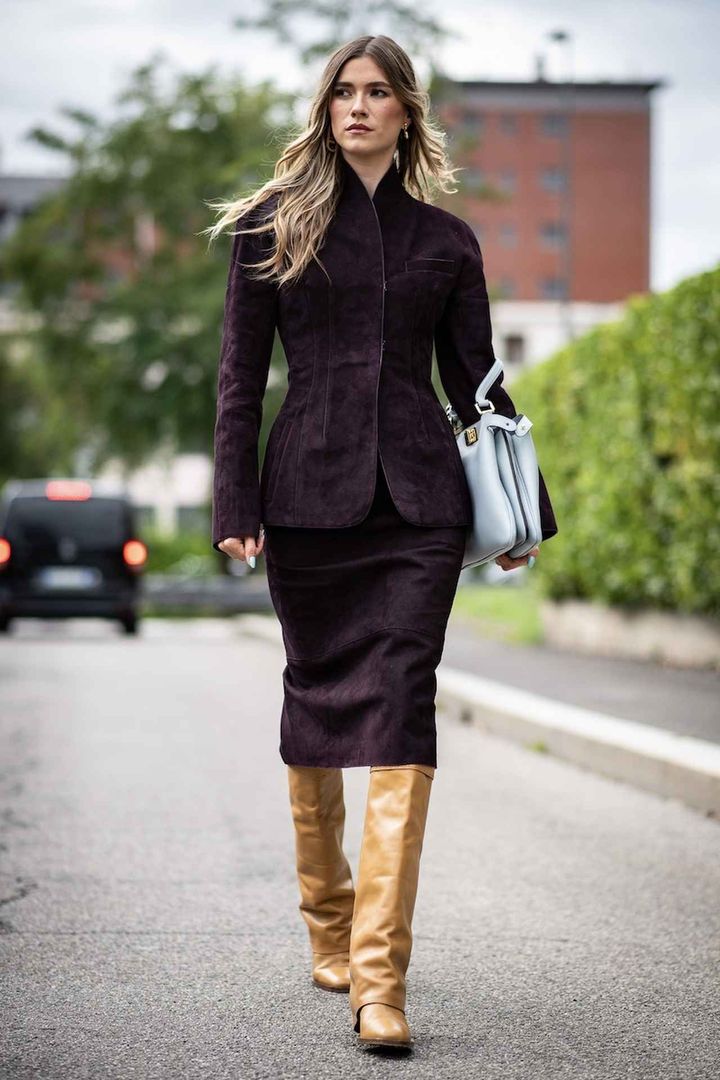 画像: トレンドのバーガンディでぐっとシックな表情へ