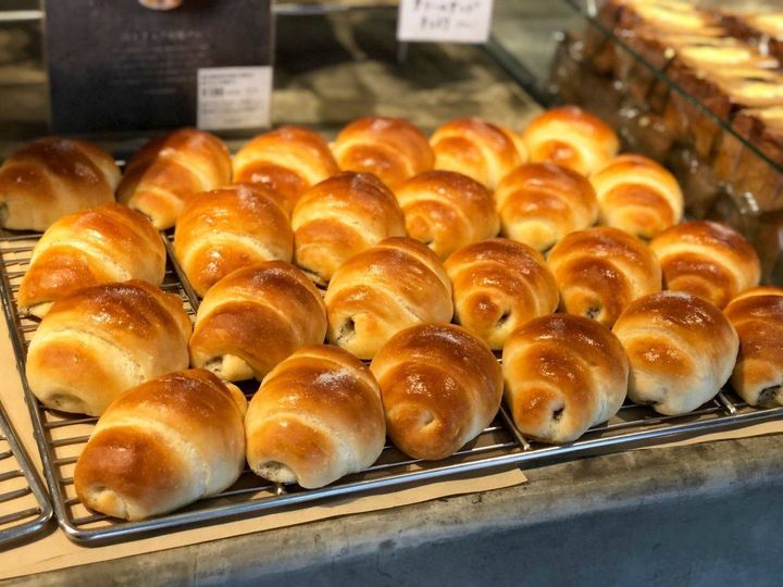 「白トリュフの塩パン」194円