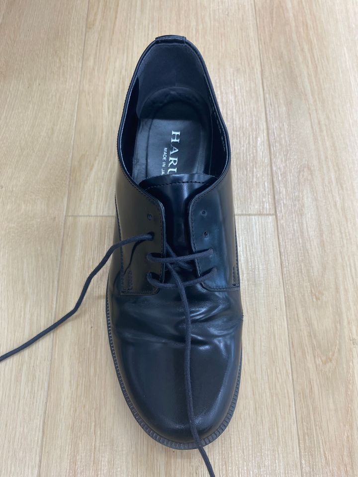 靴紐のおしゃれな結び方・通し方を蝶結びから変わり種まで解説【革靴・スニーカー】