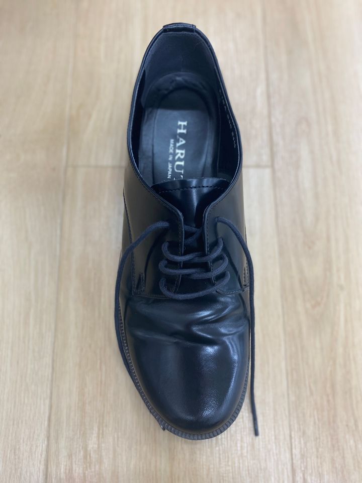 靴紐のおしゃれな結び方・通し方を蝶結びから変わり種まで解説【革靴・スニーカー】