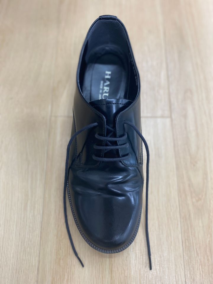 靴紐のおしゃれな結び方・通し方を蝶結びから変わり種まで解説【革靴・スニーカー】