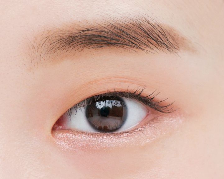 【一重メイク】キラッと眩い下まぶたを主役にピュアな表情を