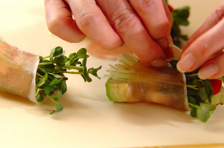 アボカド生ハム巻きの作り方1
