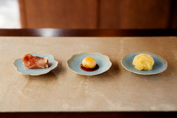 昭和レトロな雰囲気が残る空堀商店街にある、焼き芋スイーツ×日本茶カフェ「芋屋 頂 -itadaki-」