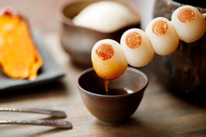 昭和レトロな雰囲気が残る空堀商店街にある、焼き芋スイーツ×日本茶カフェ「芋屋 頂 -itadaki-」