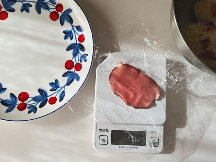 【簡単クリスマスレシピ】おもてなしにも♪ 一口ローストビーフのパリおにぎり【渡辺友美子のパリおにぎりのレシピ vol.5 〜レシピで旅するヨーロッパ〜】