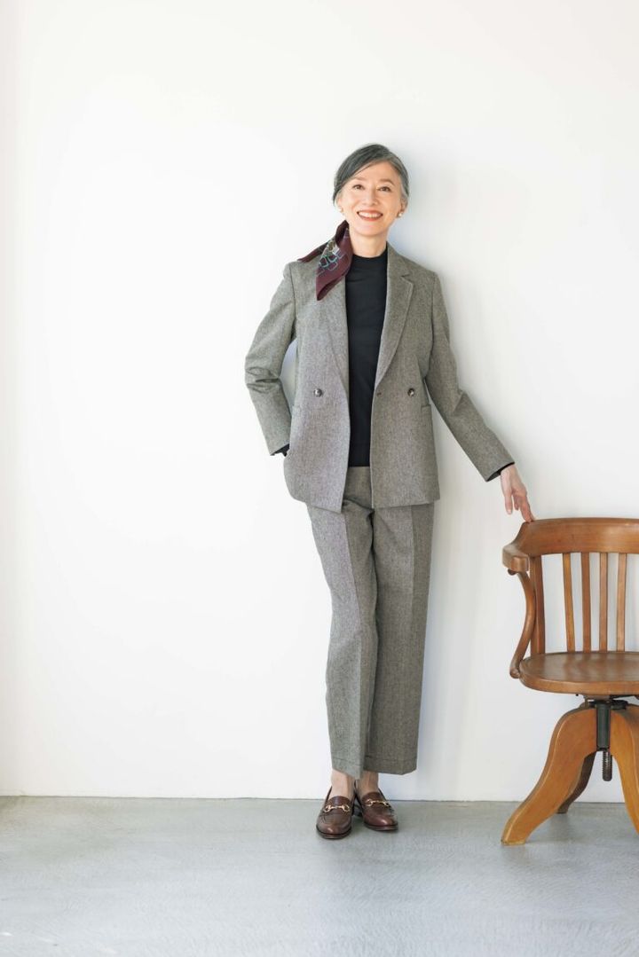大人の風格で着こなしたい 上質なシンプルコーデ
