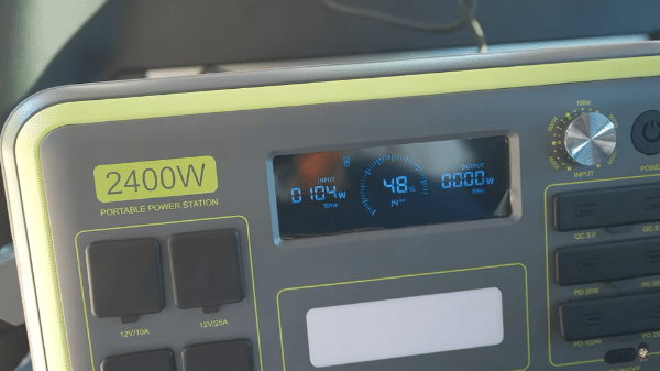 上級キャンパーが実際に検証！車中泊で使った電気はシガーソケットで回復する？結果は…