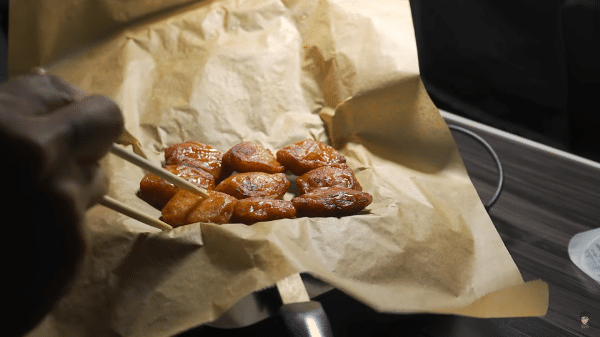 上級キャンパーが実際に検証！車中泊で使った電気はシガーソケットで回復する？結果は…