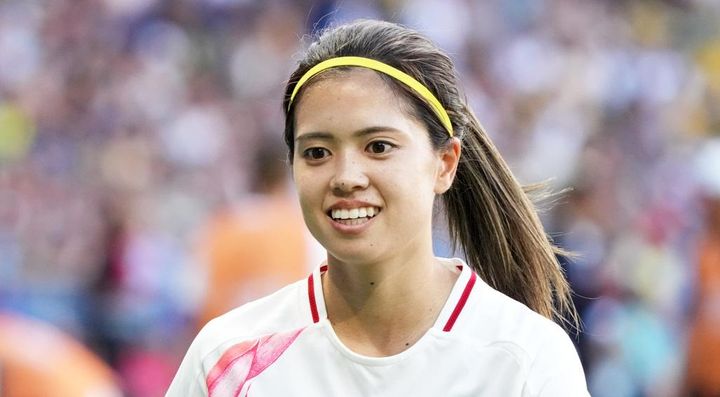 27歳の日本女子サッカー選手、ゴルファーに転向！？ベストスコア77の兄が「サッカーの後はプロゴルファーだな」
