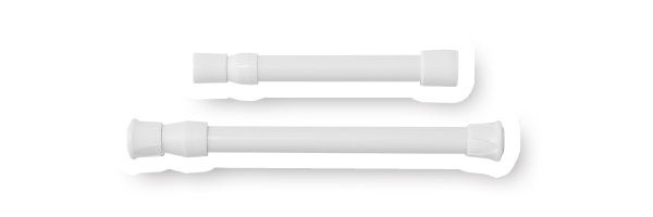 使用するつっぱり棒は100円ショップでも買える！