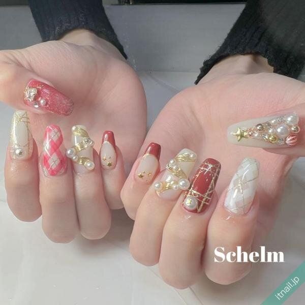 Schelmが投稿したネイルデザイン [photoid:I0123763] via Itnail Design (744345)
