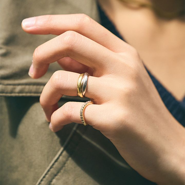 リングを重ね付けしてクラス感をアップ