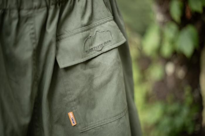 グリップスワニー 新作コラボパンツ