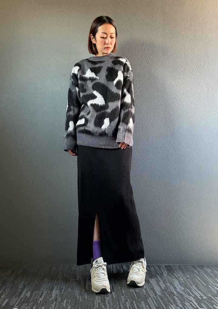 画像: タイトスカートでレディライクに