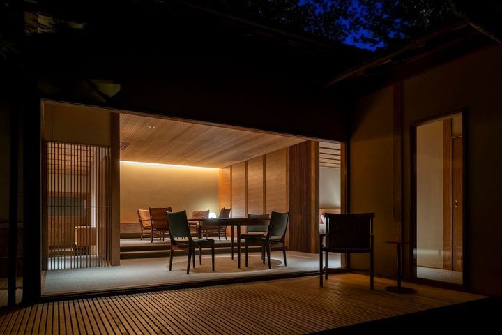 2024年3月、離れの中では唯一の洋室タイプにリニューアルした「離れ５番館」。