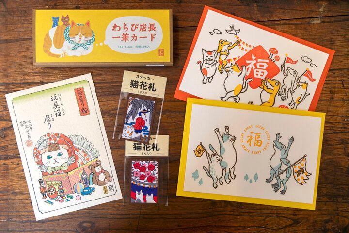 昭和アンティークな雰囲気の店内にキュートな猫がいっぱい♪ 湯島の猫雑貨店「王冠印雑貨店」