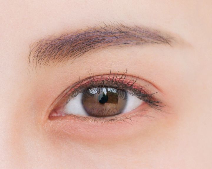 【二重メイク】透明感あふれる、上品ロージーEYE