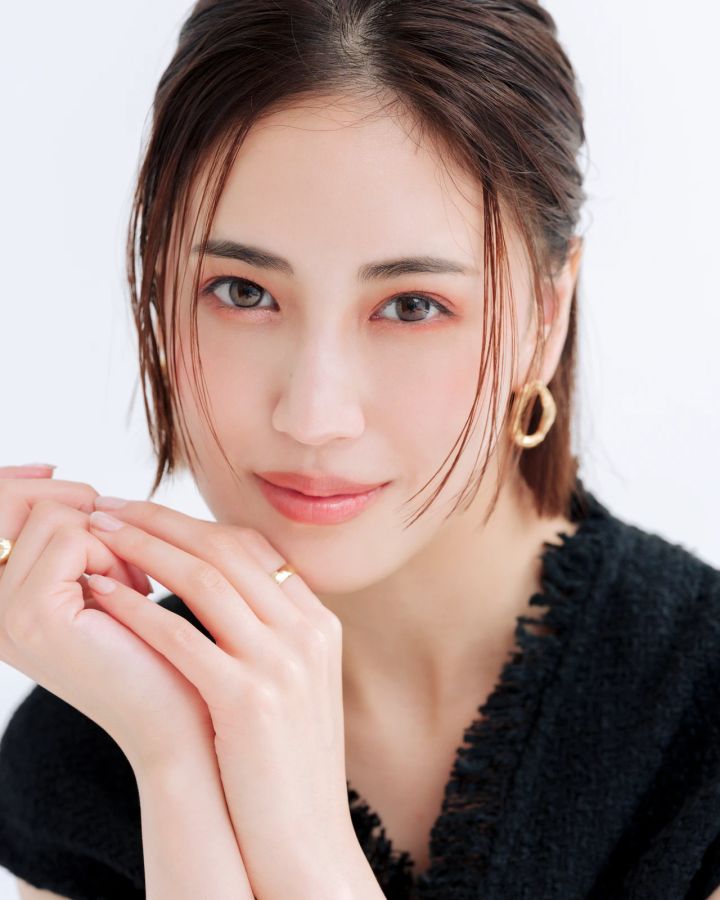 【二重メイク】下まぶたの横グラデで、吸引力のあるデカ目に