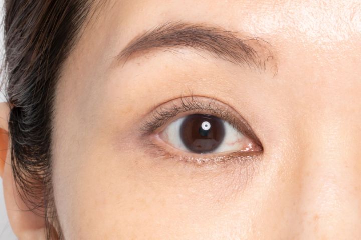 二重 アイライン アイライナー 引き方