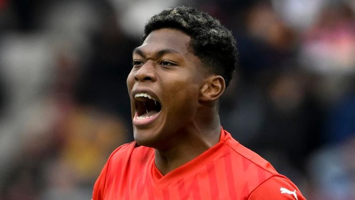 22歳の日本代表GK、痛恨5失点で惨敗…「ピッチ上で一番の選手」と監督が相手守護神を褒める