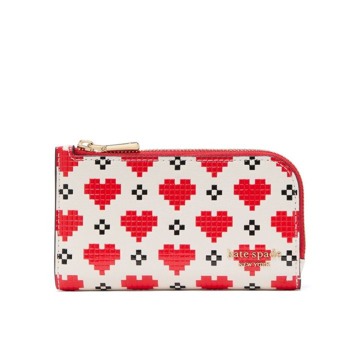 デヴィン ピクセル ハート スモール スリム バイフォールド ウォレット ￥22,000／KATE SPADE NEW YORK（ケイト・スペード カスタマーサービス tel. 050-5578-9152） Photo_ Courtesy of Kate Spade