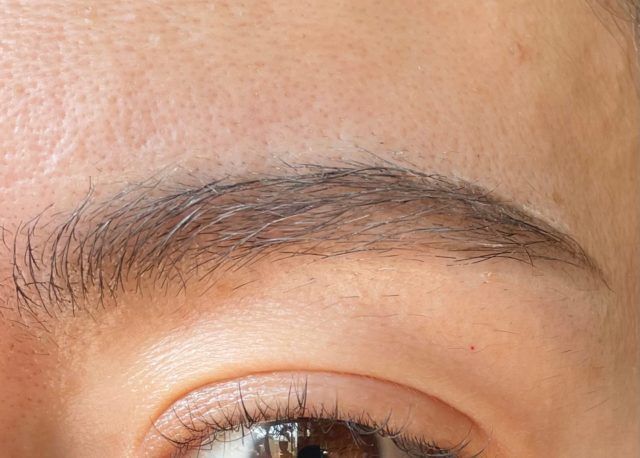 セザンヌ 描くアイゾーンコンシーラー