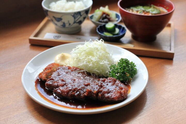 味噌カツやおでん、プリンや焼き菓子も。愛知の郷土料理に欠かせない豆味噌の楽しみ方を発信「suzumiso別邸」