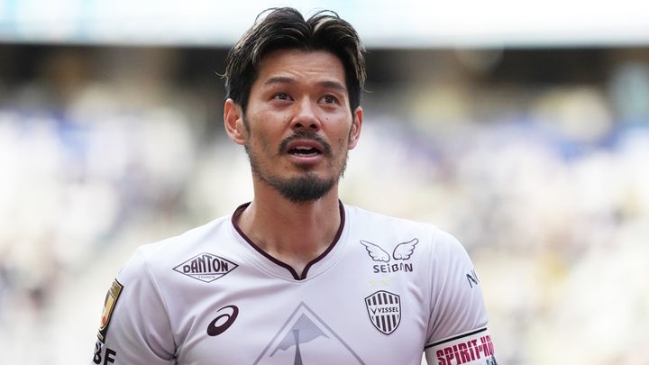 W杯に2度出場の元日本代表34歳、J2チームへ電撃移籍！今季J1連覇の主将 「熱意に心動かされました！」