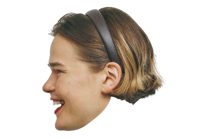 身につけるだけで一気に上品に。デートの時に纏いたいアクセサリー7選